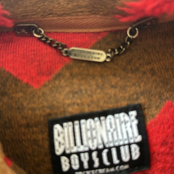 Sweater - Picture 5 of 5